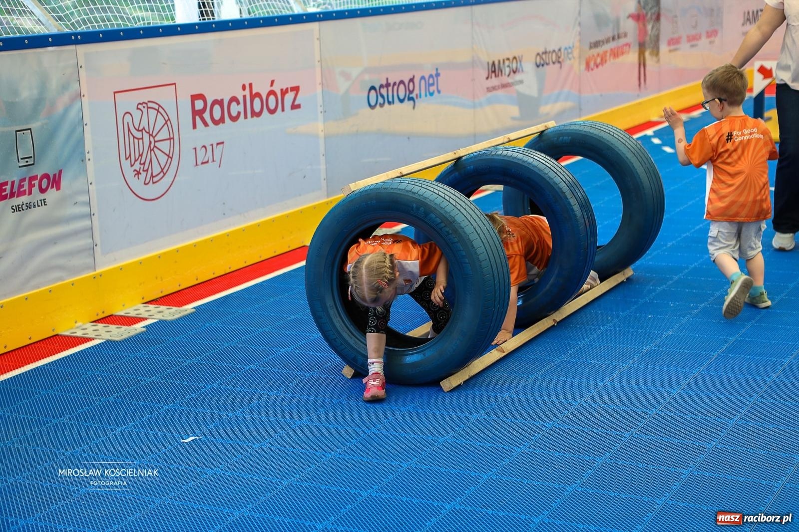 Zdjęcie w galerii na portalu naszraciborz.pl: Raciborski Test Sprawności 2026 podczas Festiwalu Gamingowego – dwa dni sportowej rywalizacji najmłodszych wiadomości z regionu