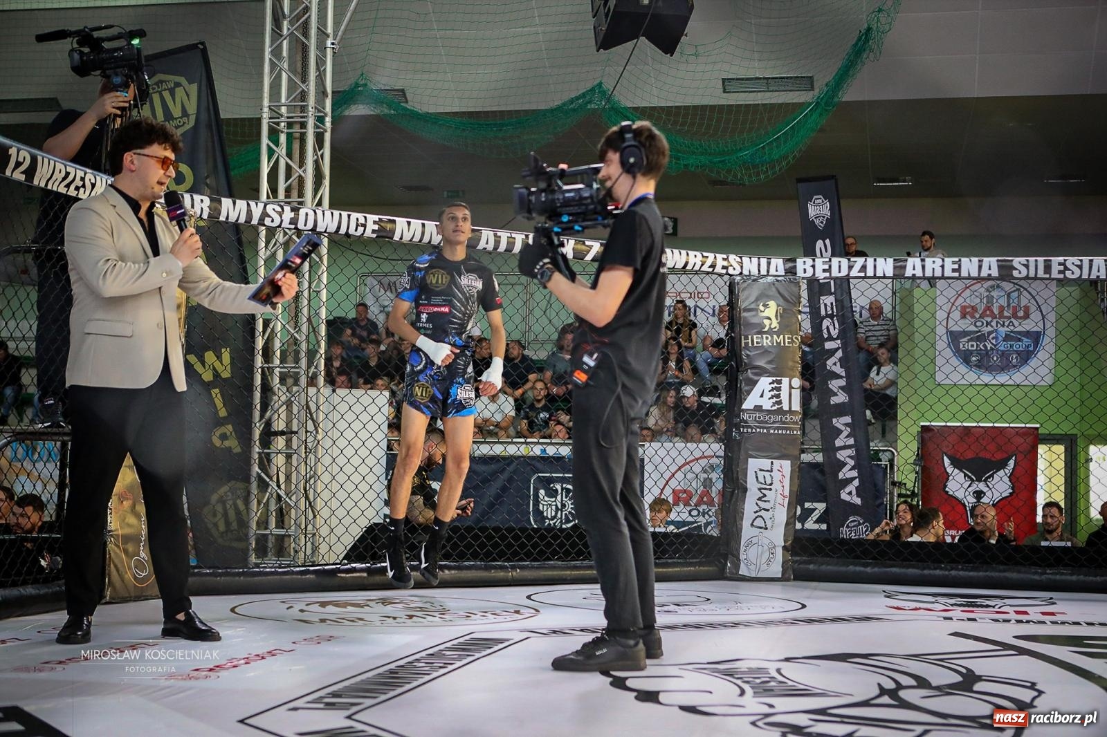 Zdjęcie w galerii na portalu naszraciborz.pl: Silesian MMA 26 i Walcz i Pomagaj 16 przyciągnęły tłumy. Rafako Arena wypełniła się do ostatniego miejsca wiadomości z regionu