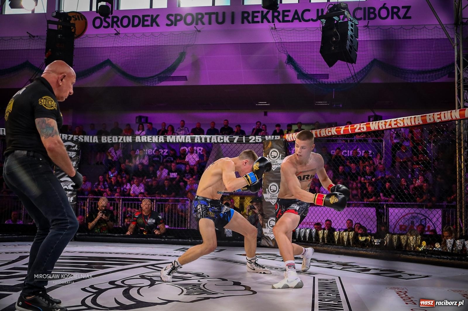 Zdjęcie w galerii na portalu naszraciborz.pl: Silesian MMA 26 i Walcz i Pomagaj 16 przyciągnęły tłumy. Rafako Arena wypełniła się do ostatniego miejsca wiadomości z regionu