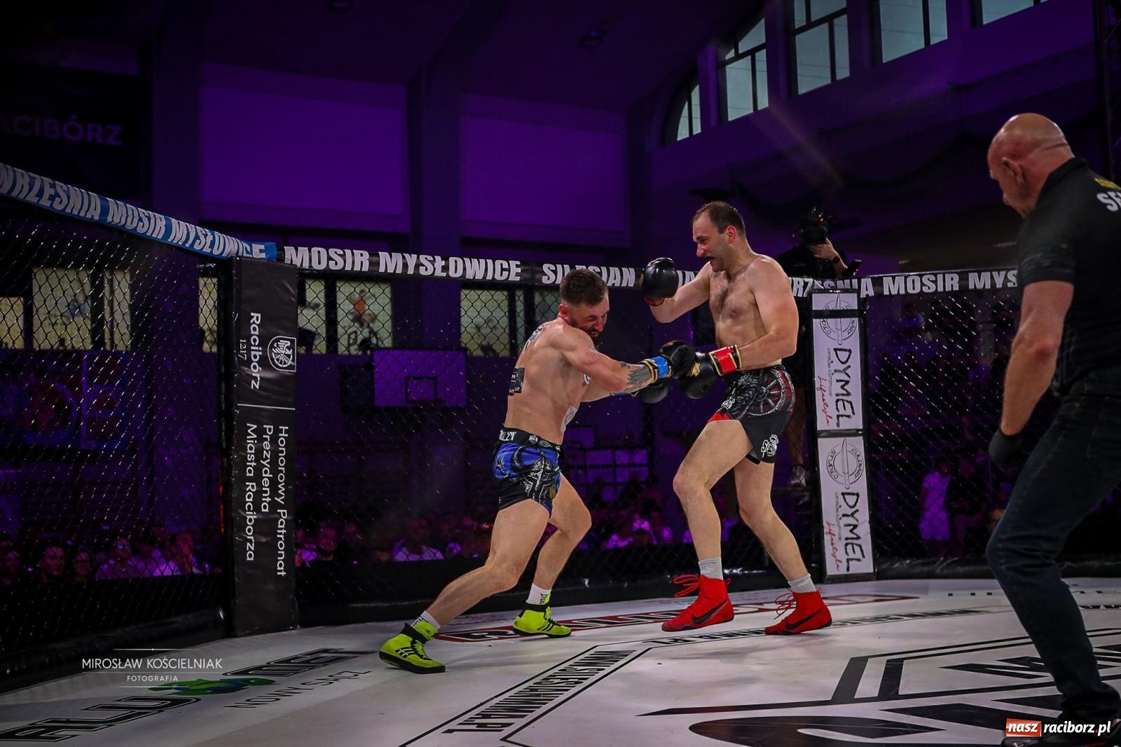 Zdjęcie w galerii na portalu naszraciborz.pl: Silesian MMA 26 i Walcz i Pomagaj 16 przyciągnęły tłumy. Rafako Arena wypełniła się do ostatniego miejsca wiadomości z regionu