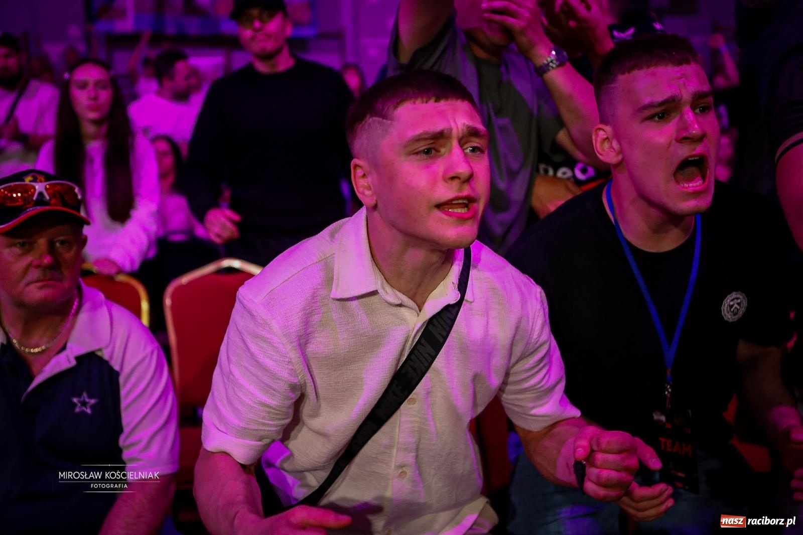 Zdjęcie w galerii na portalu naszraciborz.pl: Silesian MMA 26 i Walcz i Pomagaj 16 przyciągnęły tłumy. Rafako Arena wypełniła się do ostatniego miejsca wiadomości z regionu