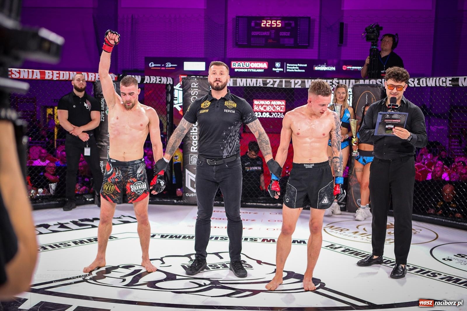 Zdjęcie w galerii na portalu naszraciborz.pl: Silesian MMA 26 i Walcz i Pomagaj 16 przyciągnęły tłumy. Rafako Arena wypełniła się do ostatniego miejsca wiadomości z regionu