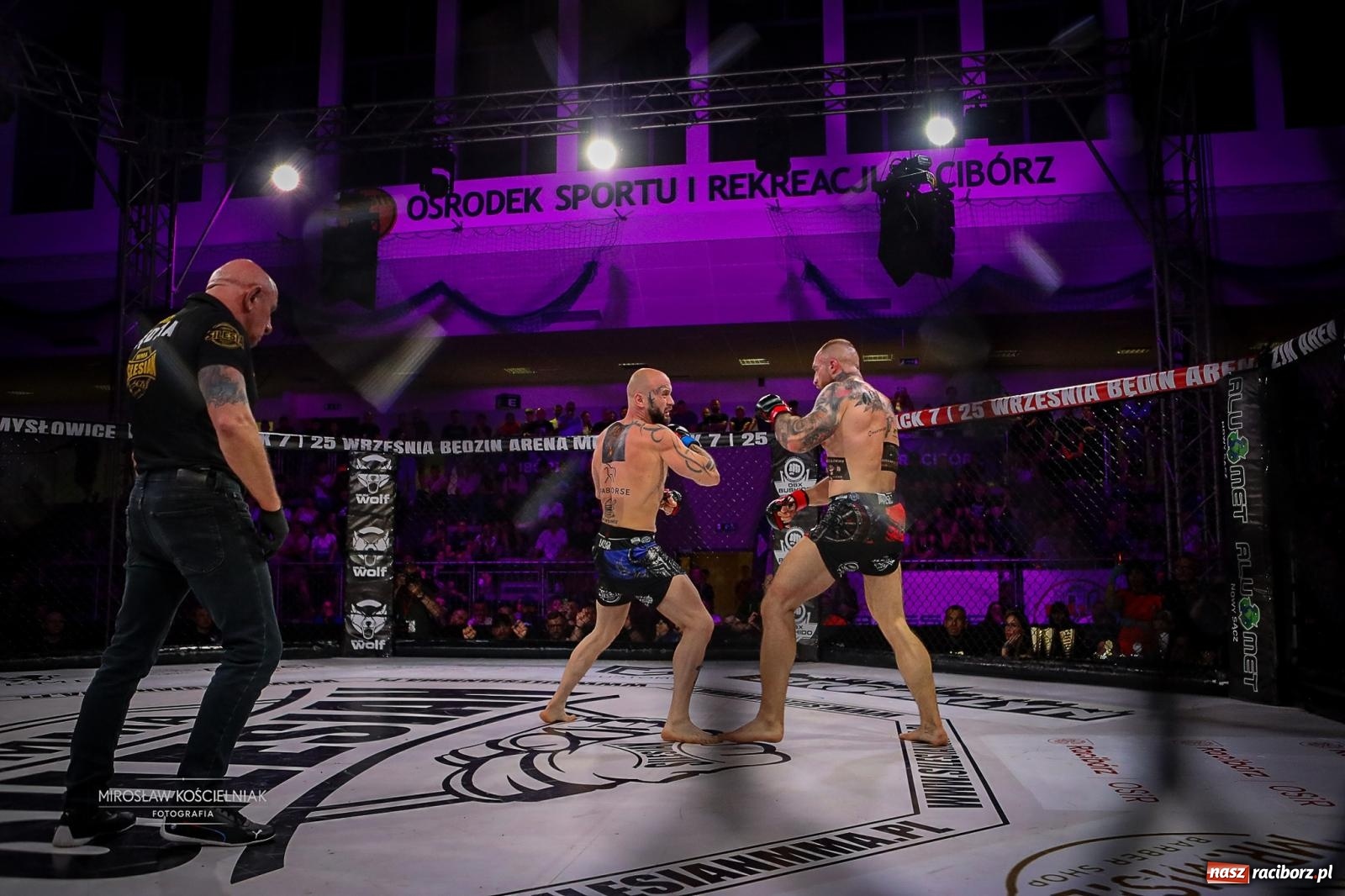 Zdjęcie w galerii na portalu naszraciborz.pl: Silesian MMA 26 i Walcz i Pomagaj 16 przyciągnęły tłumy. Rafako Arena wypełniła się do ostatniego miejsca wiadomości z regionu
