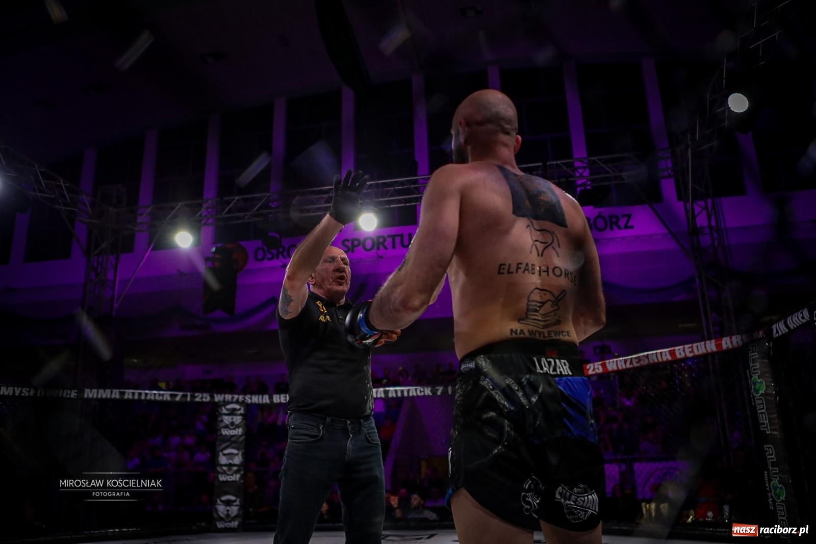 Zdjęcie w galerii na portalu naszraciborz.pl: Silesian MMA 26 i Walcz i Pomagaj 16 przyciągnęły tłumy. Rafako Arena wypełniła się do ostatniego miejsca wiadomości z regionu