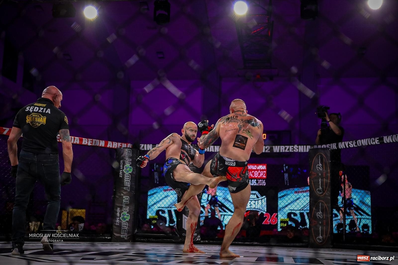 Zdjęcie w galerii na portalu naszraciborz.pl: Silesian MMA 26 i Walcz i Pomagaj 16 przyciągnęły tłumy. Rafako Arena wypełniła się do ostatniego miejsca wiadomości z regionu