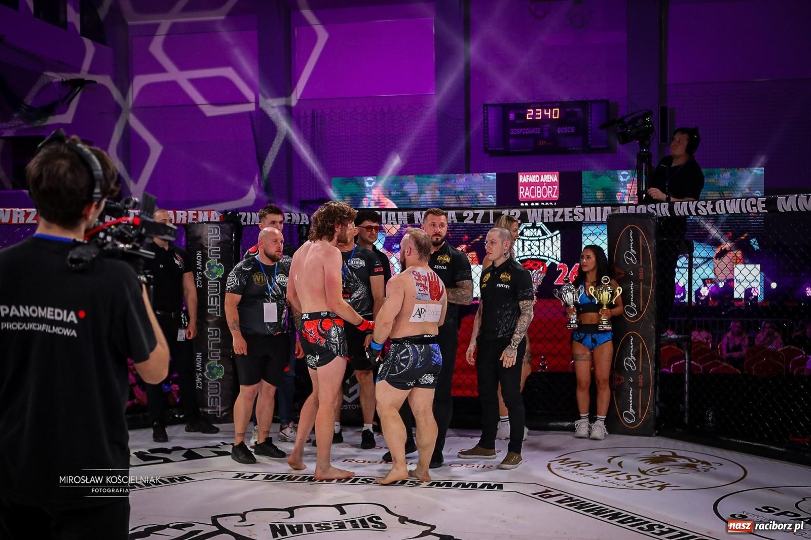 Zdjęcie w galerii na portalu naszraciborz.pl: Silesian MMA 26 i Walcz i Pomagaj 16 przyciągnęły tłumy. Rafako Arena wypełniła się do ostatniego miejsca wiadomości z regionu