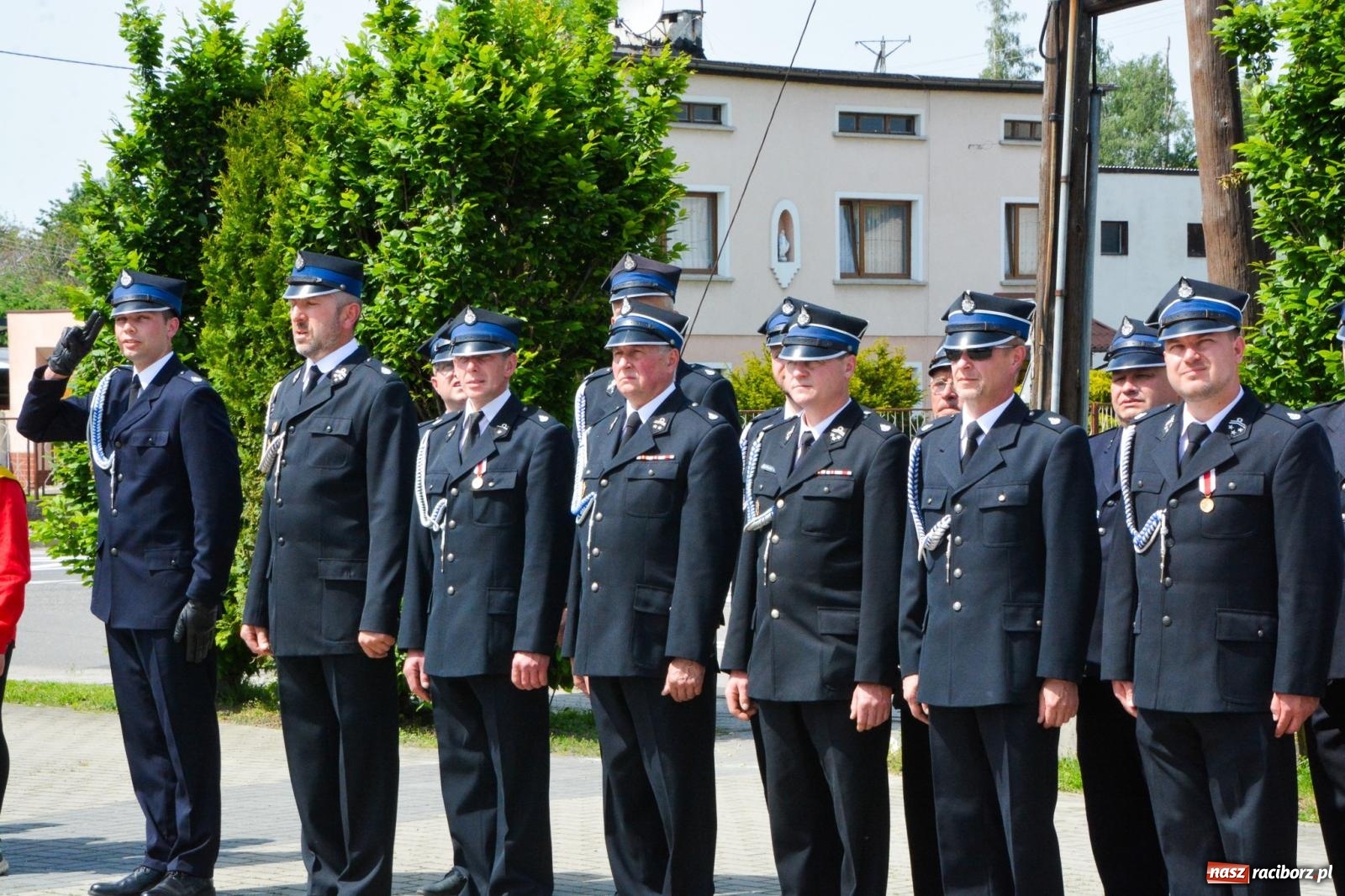 Zdjęcie w galerii na portalu naszraciborz.pl: Nowy wóz dla OSP Rudnik poświęcony i przekazany. Uroczystość połączono z obchodami Dnia Strażaka wiadomości z regionu