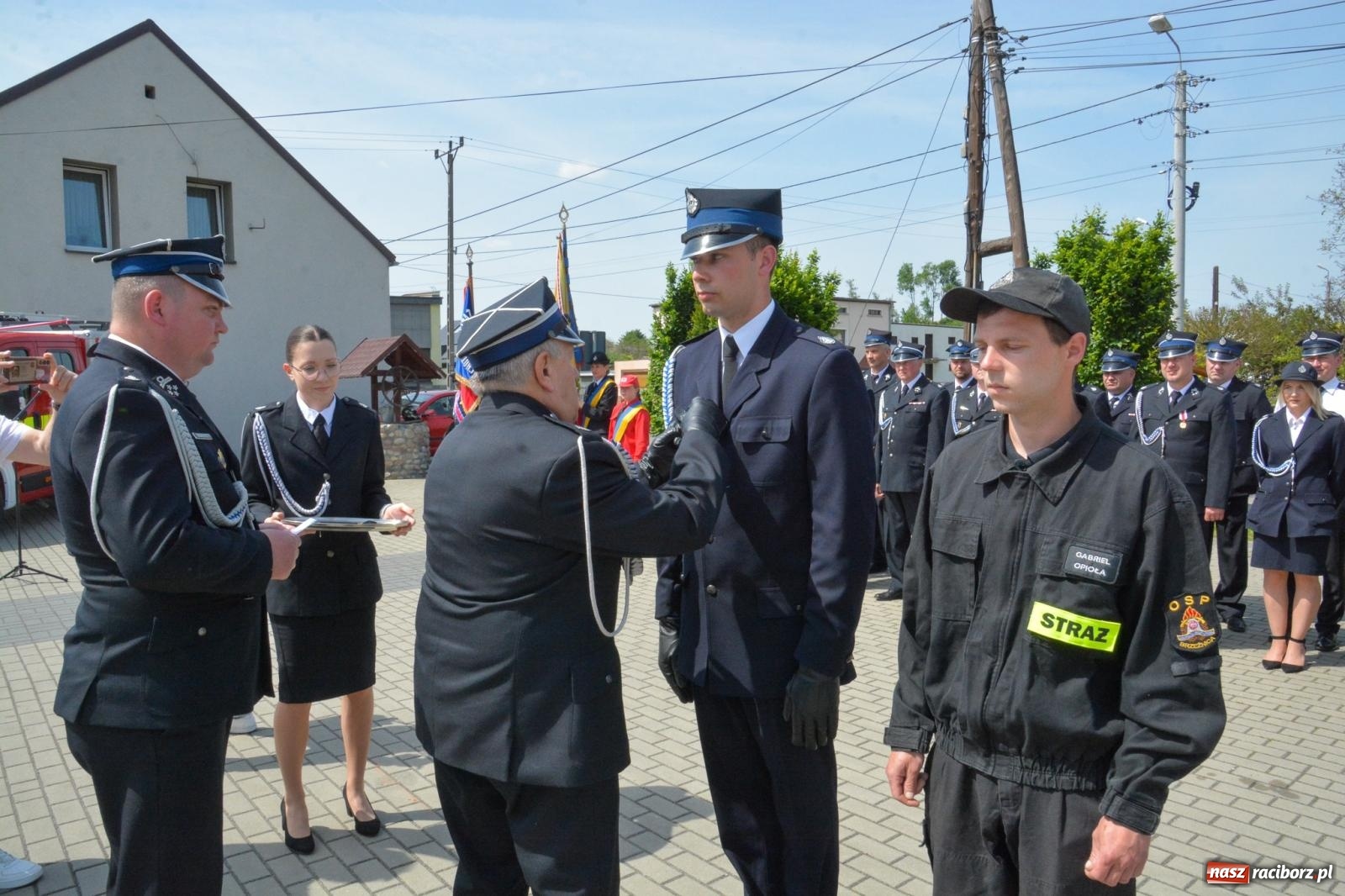 Zdjęcie w galerii na portalu naszraciborz.pl: Nowy wóz dla OSP Rudnik poświęcony i przekazany. Uroczystość połączono z obchodami Dnia Strażaka wiadomości z regionu