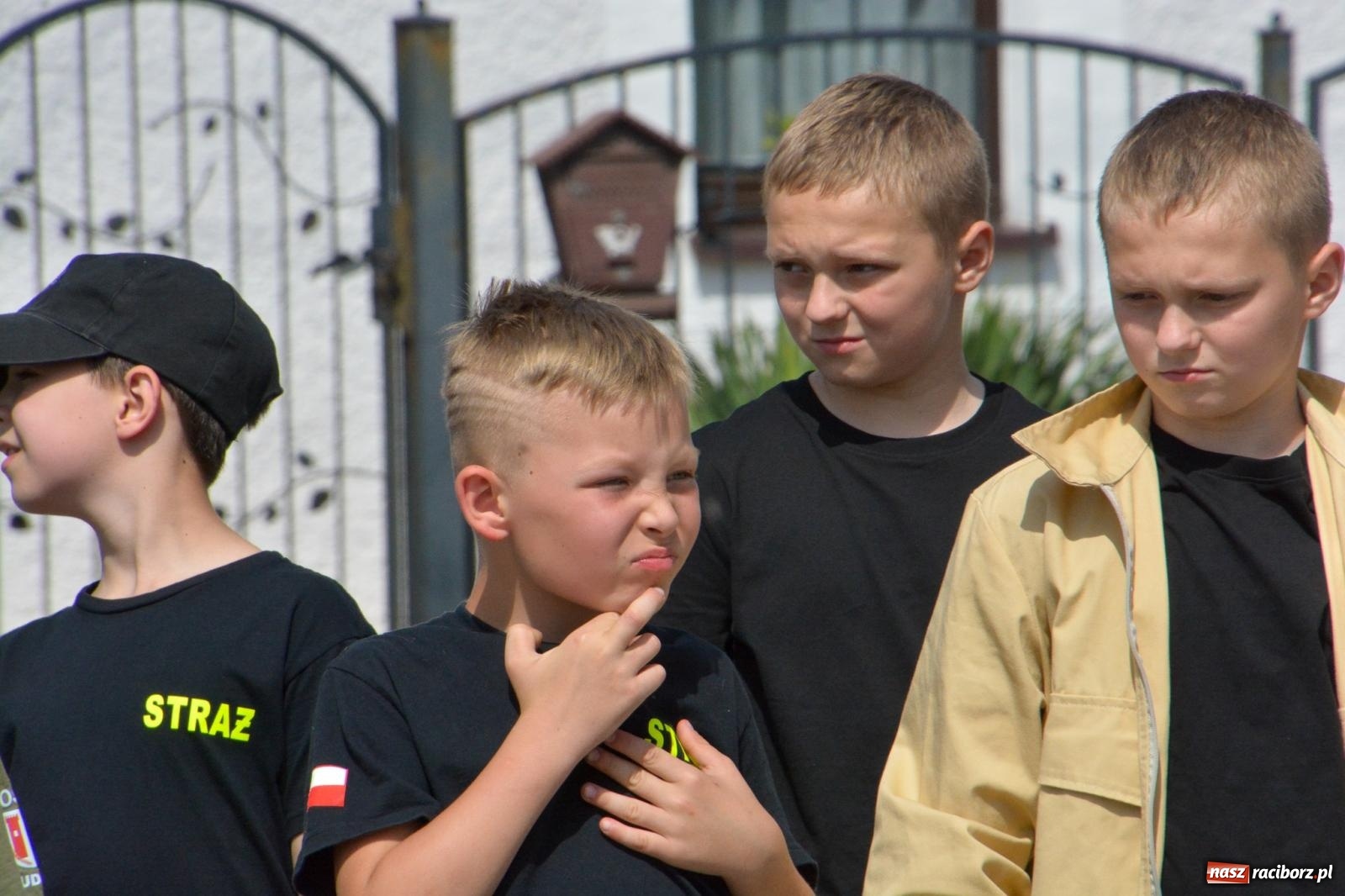 Zdjęcie w galerii na portalu naszraciborz.pl: Nowy wóz dla OSP Rudnik poświęcony i przekazany. Uroczystość połączono z obchodami Dnia Strażaka wiadomości z regionu