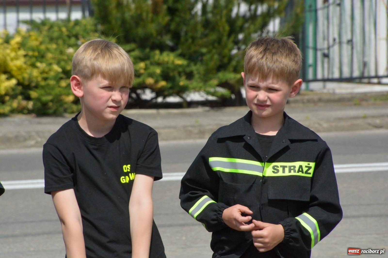 Zdjęcie w galerii na portalu naszraciborz.pl: Nowy wóz dla OSP Rudnik poświęcony i przekazany. Uroczystość połączono z obchodami Dnia Strażaka wiadomości z regionu