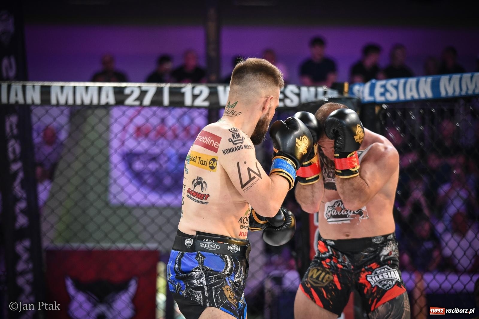 Zdjęcie w galerii na portalu naszraciborz.pl: Silesian MMA 26 i Walcz i Pomagaj 16 na BIS! Komplet publiczności i powrót dużej gali MMA do Raciborza wiadomości z regionu