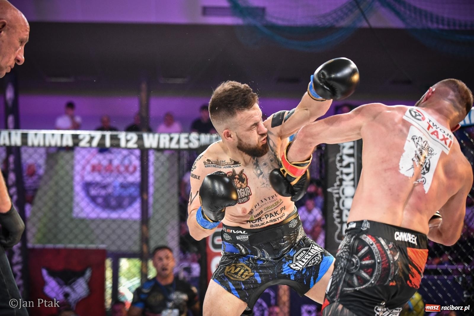 Zdjęcie w galerii na portalu naszraciborz.pl: Silesian MMA 26 i Walcz i Pomagaj 16 na BIS! Komplet publiczności i powrót dużej gali MMA do Raciborza wiadomości z regionu
