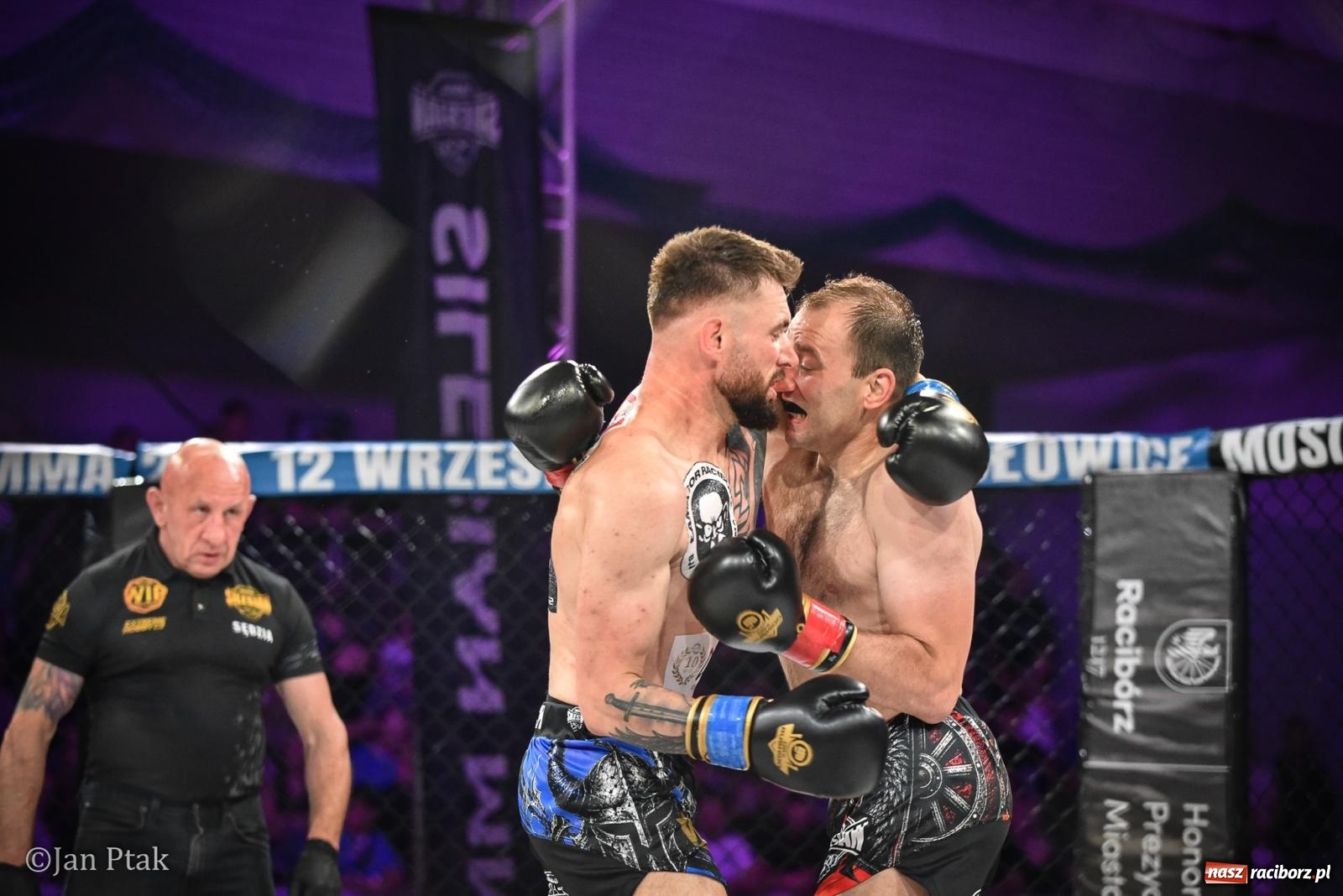 Zdjęcie w galerii na portalu naszraciborz.pl: Silesian MMA 26 i Walcz i Pomagaj 16 na BIS! Komplet publiczności i powrót dużej gali MMA do Raciborza wiadomości z regionu