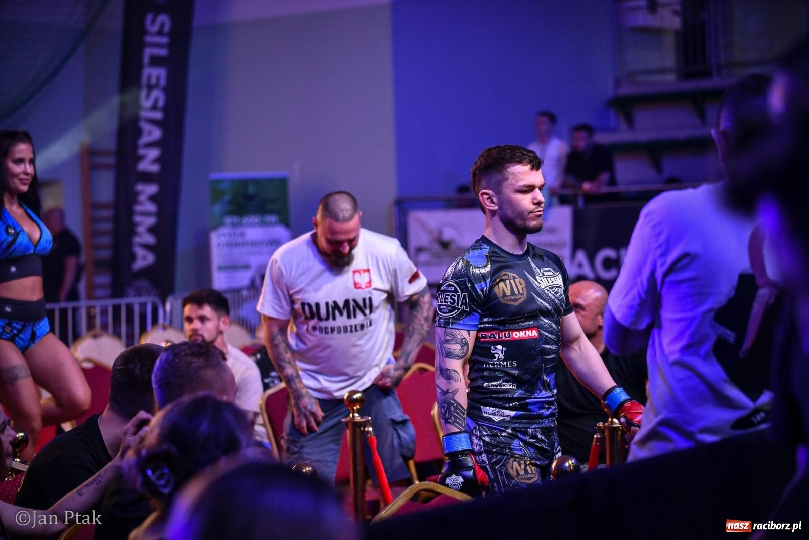 Zdjęcie w galerii na portalu naszraciborz.pl: Silesian MMA 26 i Walcz i Pomagaj 16 na BIS! Komplet publiczności i powrót dużej gali MMA do Raciborza wiadomości z regionu