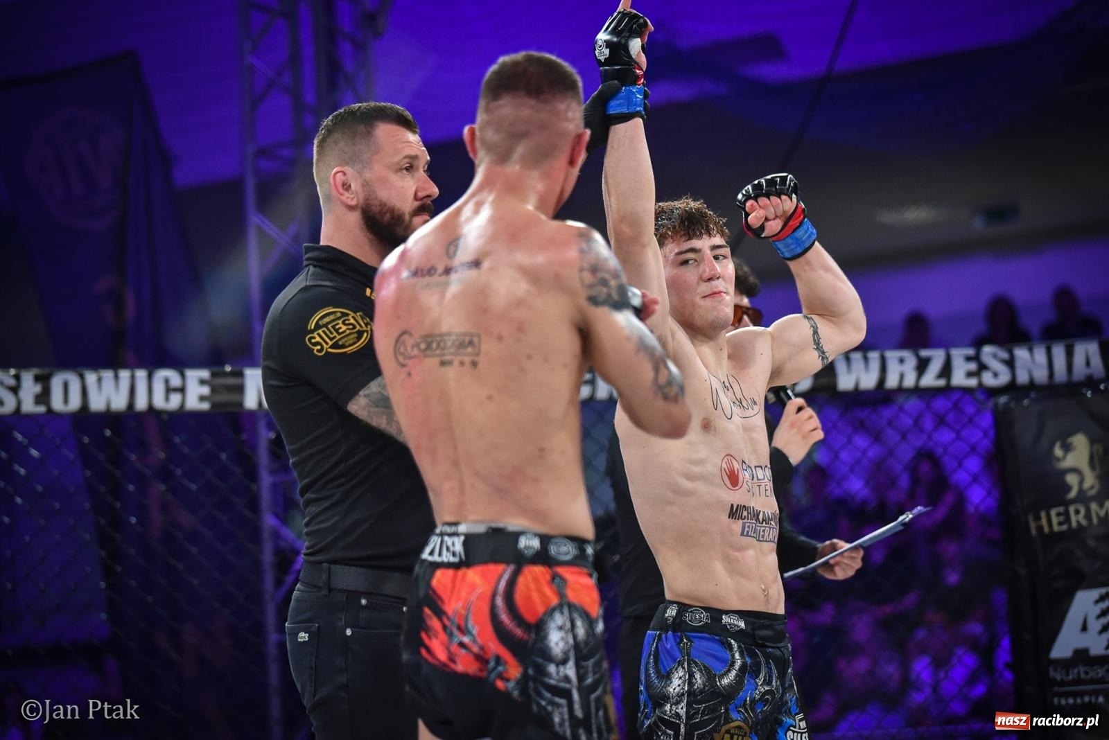 Zdjęcie w galerii na portalu naszraciborz.pl: Silesian MMA 26 i Walcz i Pomagaj 16 na BIS! Komplet publiczności i powrót dużej gali MMA do Raciborza wiadomości z regionu
