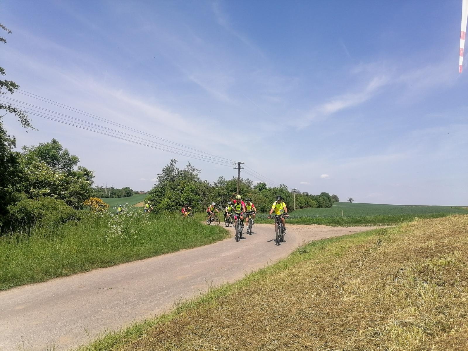 Zdjęcie w galerii na portalu naszraciborz.pl: Polsko-czeski Rajd Rowerowy połączył mieszkańców pogranicza. Otwarto nową przestrzeń turystyczną w Żerdzinach wiadomości z regionu