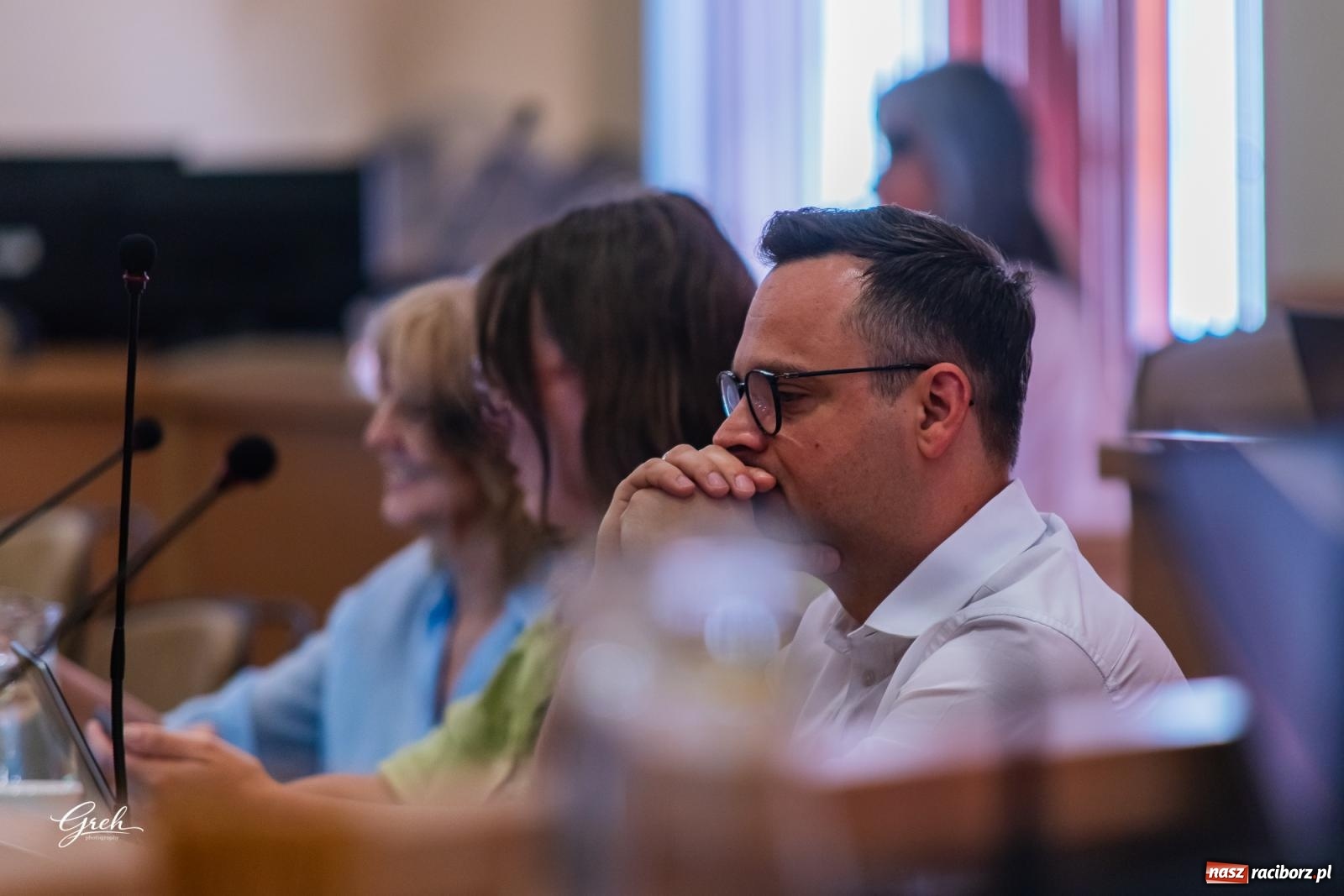 Zdjęcie w galerii na portalu naszraciborz.pl: Spółki z zyskami, gorąca debata o dopłatach do gazu. Burzliwe obrady komisji w raciborskim magistracie wiadomości z regionu