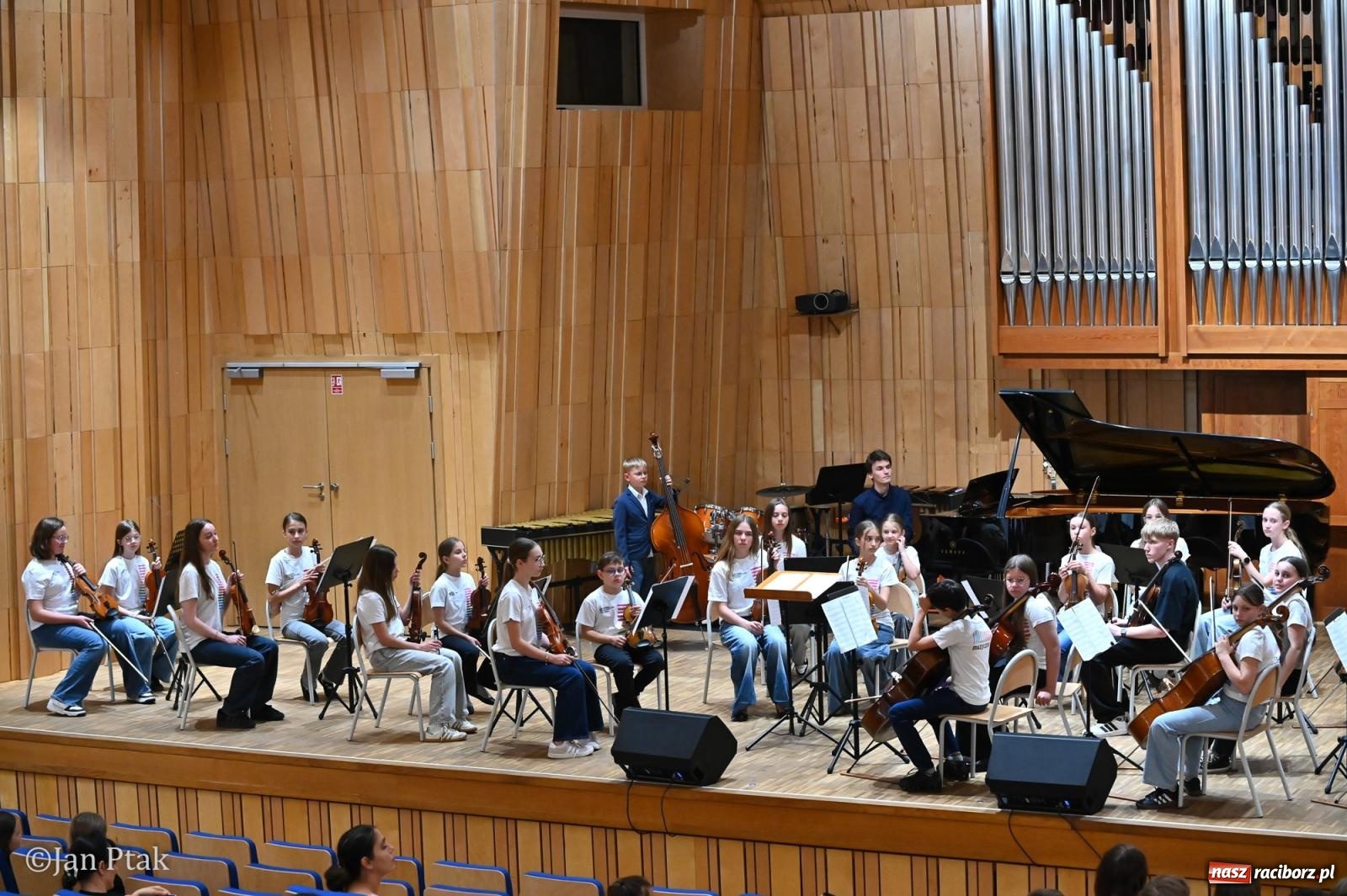 Zdjęcie w galerii na portalu naszraciborz.pl: Drzwi otwarte w Państwowej Szkole Muzycznej w Raciborzu. Koncert, prezentacje i zwiedzanie placówki wiadomości z regionu