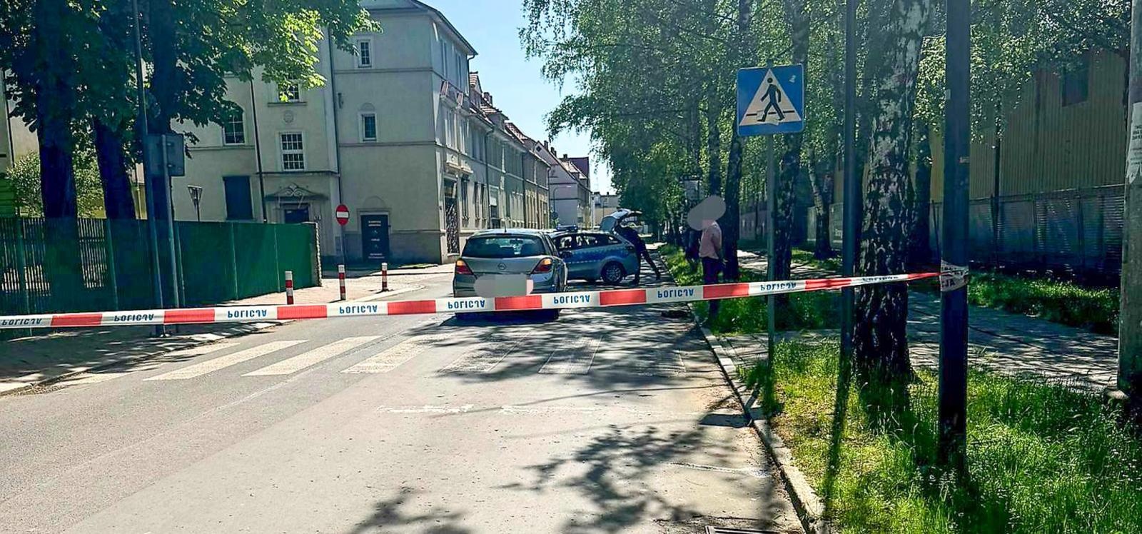 Zdjęcie w galerii na portalu naszraciborz.pl: Zderzenie trzech pojazdów na Łąkowej, potrącenie na Stalmacha wiadomości z regionu