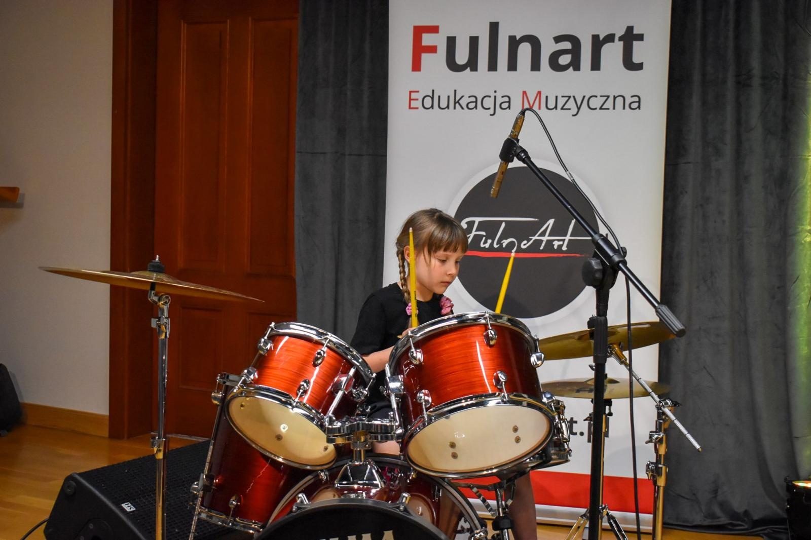 Zdjęcie w galerii na portalu naszraciborz.pl: Muzyczny bukiet dla mam. Koncert na Zamku Piastowskim wiadomości z regionu