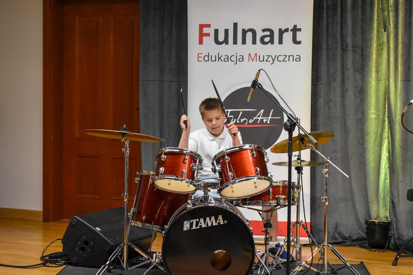 Zdjęcie w galerii na portalu naszraciborz.pl: Muzyczny bukiet dla mam. Koncert na Zamku Piastowskim wiadomości z regionu