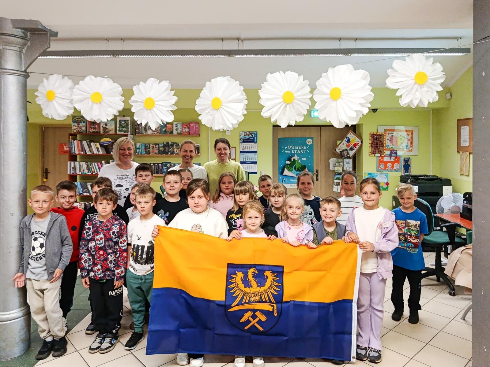 Zdjęcie w galerii na portalu naszraciborz.pl: Podsumowanie Tygodnia Bibliotek w Gminnej Bibliotece Publicznej w Pietrowicach Wielkich wiadomości z regionu