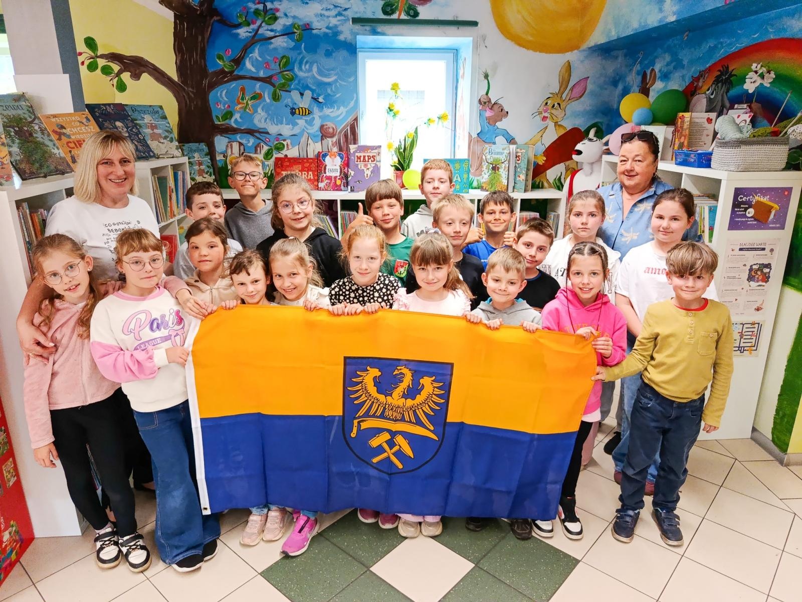 Zdjęcie w galerii na portalu naszraciborz.pl: Podsumowanie Tygodnia Bibliotek w Gminnej Bibliotece Publicznej w Pietrowicach Wielkich wiadomości z regionu