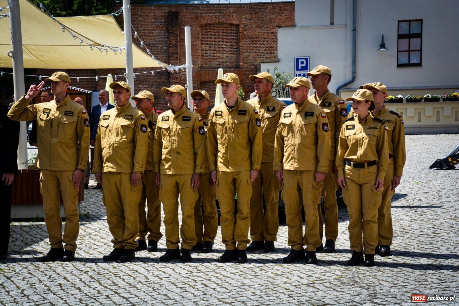 Zdjęcie w galerii na portalu naszraciborz.pl: Strażacy powiatu raciborskiego świętowali na Zamku Piastowskim w Raciborzu [FOTO i WIDEO] wiadomości z regionu