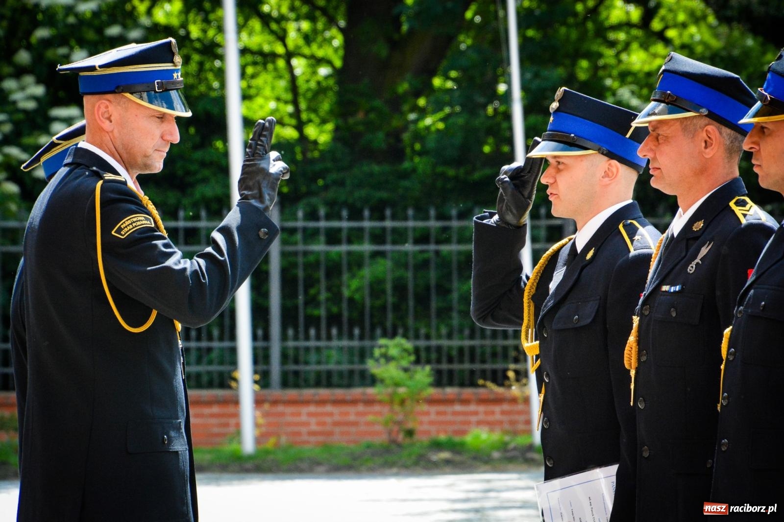 Zdjęcie w galerii na portalu naszraciborz.pl: Strażacy powiatu raciborskiego świętowali na Zamku Piastowskim w Raciborzu [FOTO i WIDEO] wiadomości z regionu