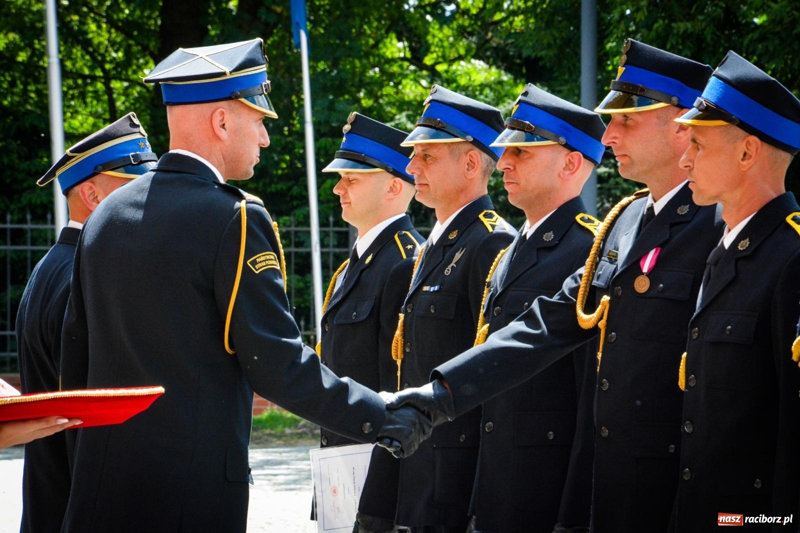 Zdjęcie w galerii na portalu naszraciborz.pl: Strażacy powiatu raciborskiego świętowali na Zamku Piastowskim w Raciborzu [FOTO i WIDEO] wiadomości z regionu