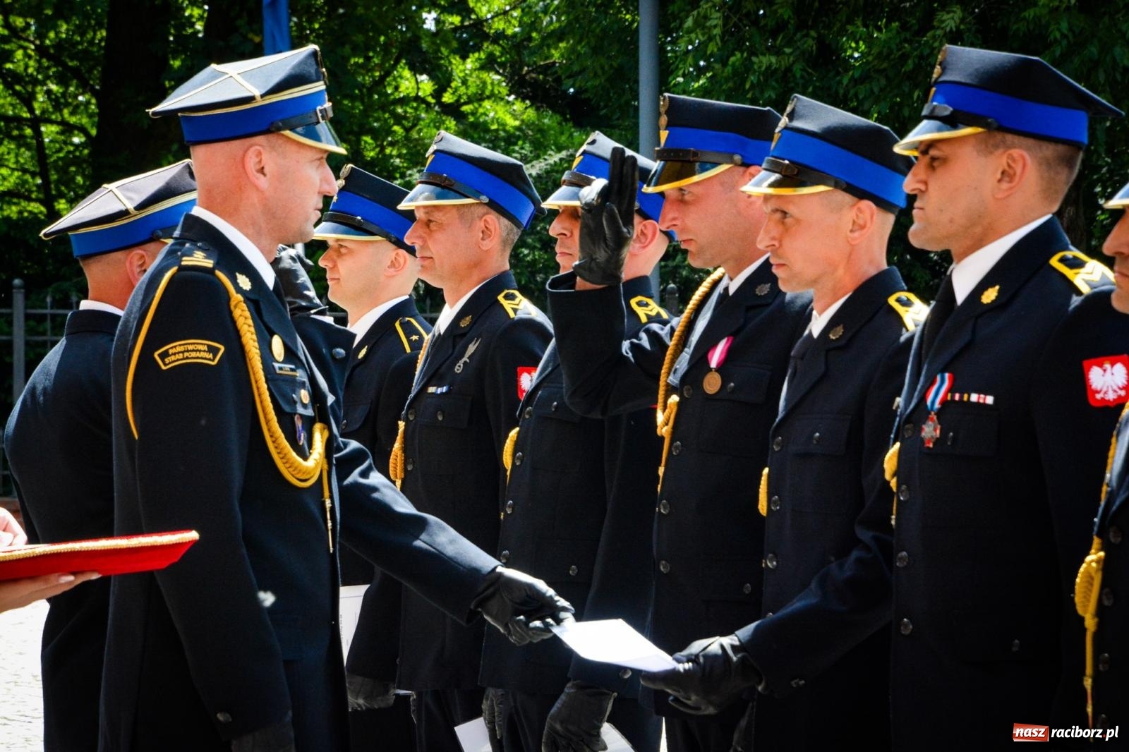 Zdjęcie w galerii na portalu naszraciborz.pl: Strażacy powiatu raciborskiego świętowali na Zamku Piastowskim w Raciborzu [FOTO i WIDEO] wiadomości z regionu