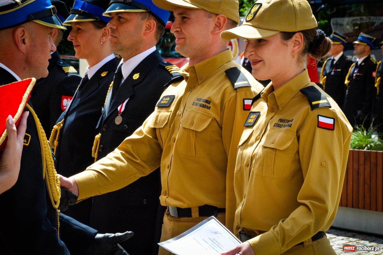 Zdjęcie w galerii na portalu naszraciborz.pl: Strażacy powiatu raciborskiego świętowali na Zamku Piastowskim w Raciborzu [FOTO i WIDEO] wiadomości z regionu