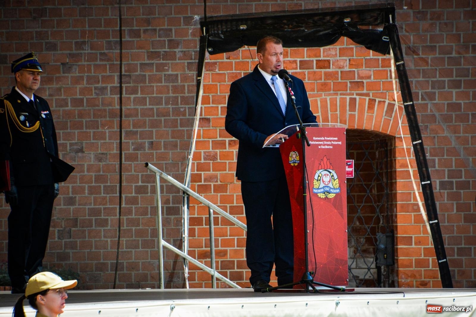 Zdjęcie w galerii na portalu naszraciborz.pl: Strażacy powiatu raciborskiego świętowali na Zamku Piastowskim w Raciborzu [FOTO i WIDEO] wiadomości z regionu