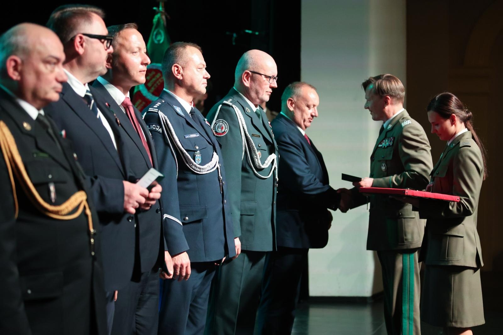 Zdjęcie w galerii na portalu naszraciborz.pl: Obchody jubileuszu 35-lecia Śląskiego Oddziału Straży Granicznej z Raciborza wiadomości z regionu