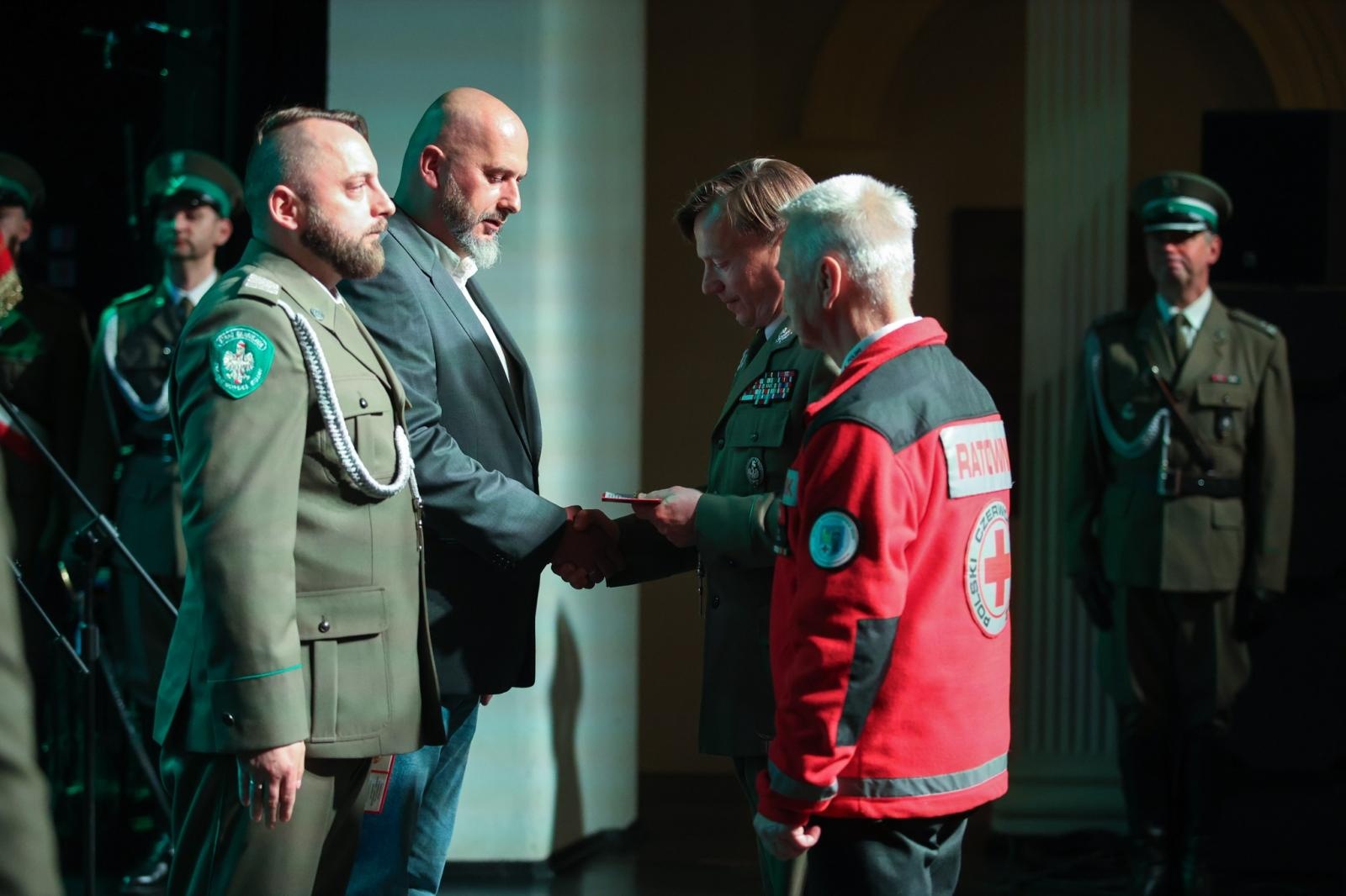 Zdjęcie w galerii na portalu naszraciborz.pl: Obchody jubileuszu 35-lecia Śląskiego Oddziału Straży Granicznej z Raciborza wiadomości z regionu