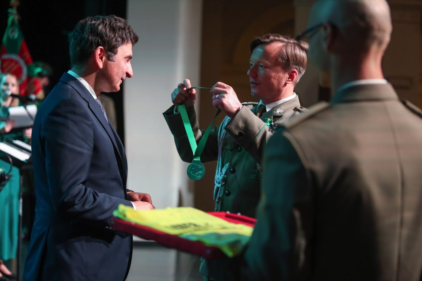 Zdjęcie w galerii na portalu naszraciborz.pl: Obchody jubileuszu 35-lecia Śląskiego Oddziału Straży Granicznej z Raciborza wiadomości z regionu