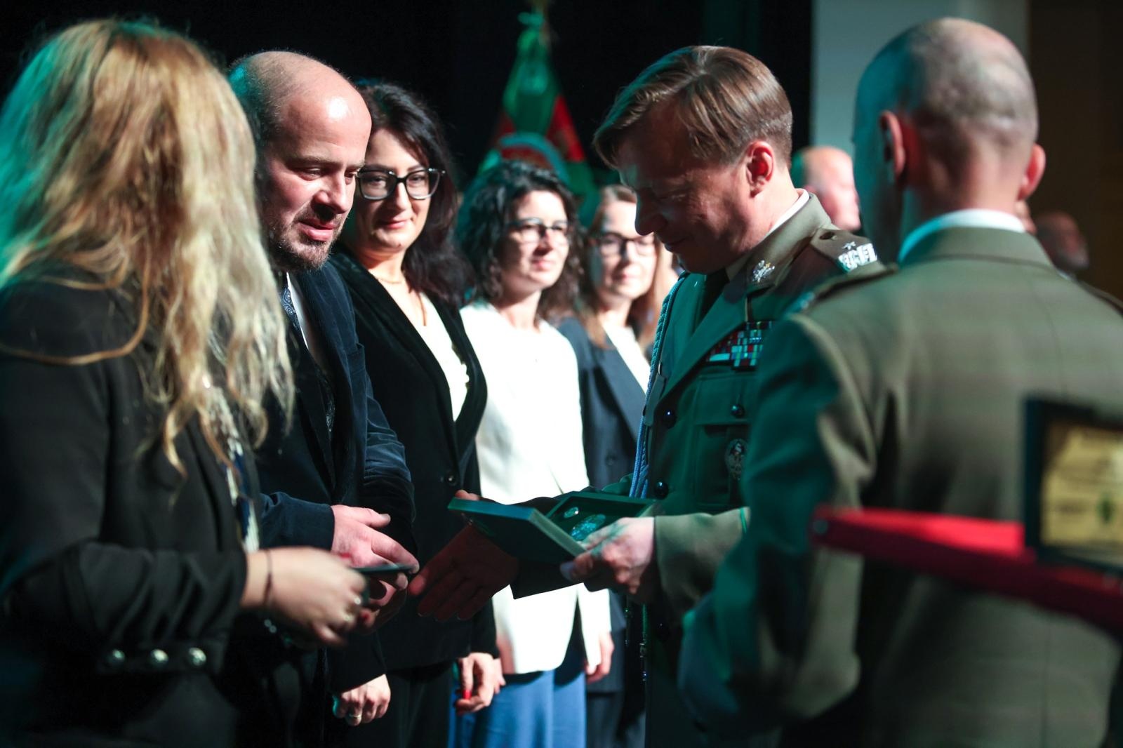 Zdjęcie w galerii na portalu naszraciborz.pl: Obchody jubileuszu 35-lecia Śląskiego Oddziału Straży Granicznej z Raciborza wiadomości z regionu