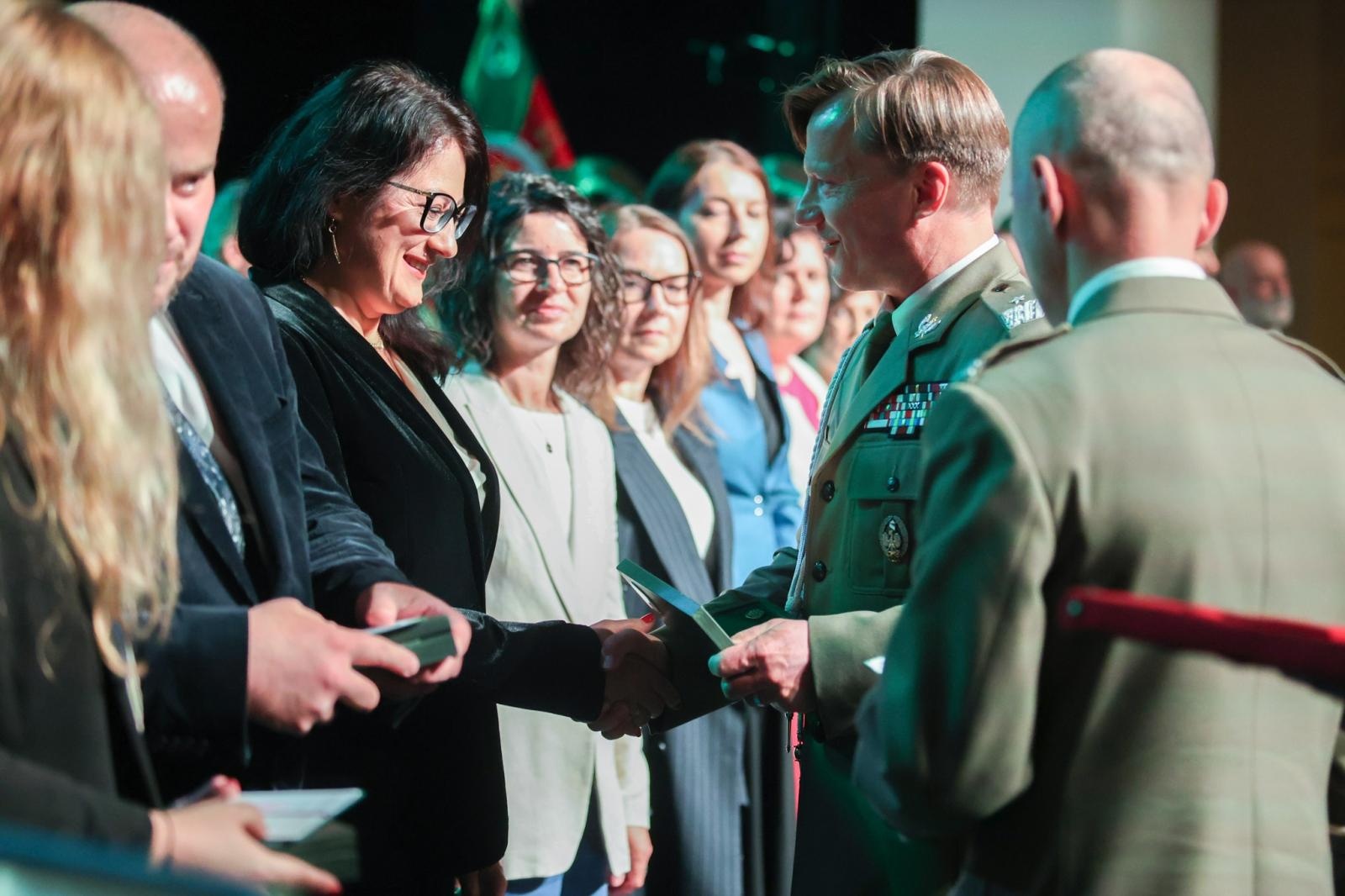 Zdjęcie w galerii na portalu naszraciborz.pl: Obchody jubileuszu 35-lecia Śląskiego Oddziału Straży Granicznej z Raciborza wiadomości z regionu