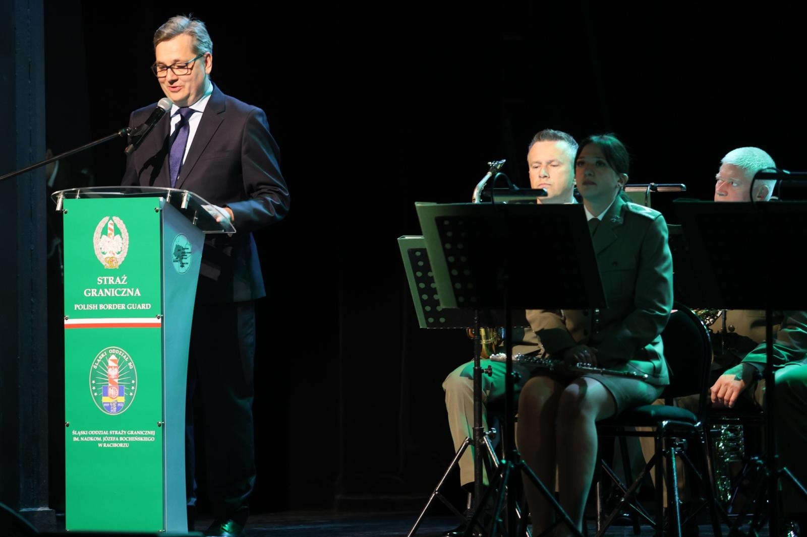Zdjęcie w galerii na portalu naszraciborz.pl: Obchody jubileuszu 35-lecia Śląskiego Oddziału Straży Granicznej z Raciborza wiadomości z regionu