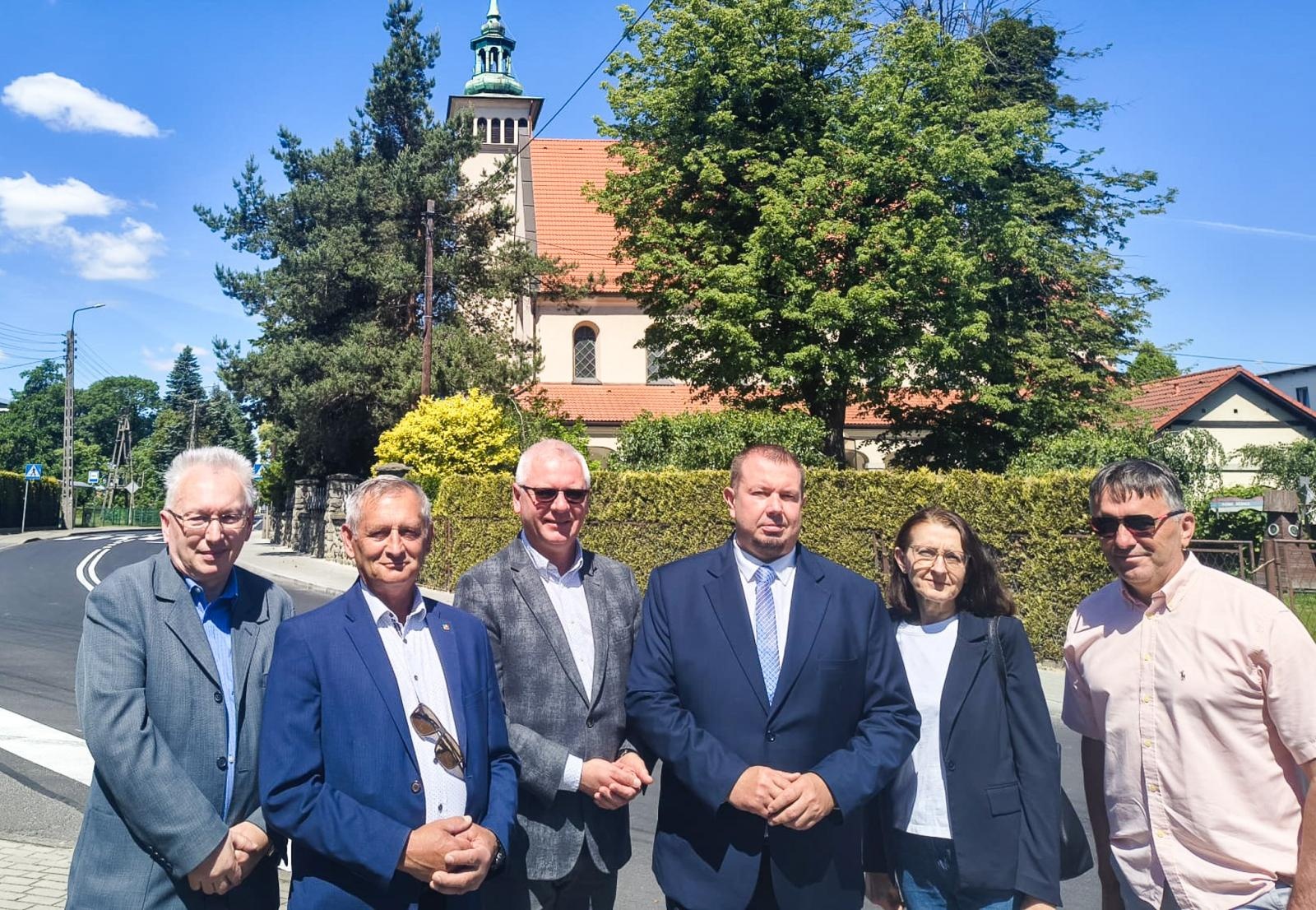 Zdjęcie w galerii na portalu naszraciborz.pl: Wyremontowane drogi w Raciborzu i Pogrzebieniu oficjalnie oddane do użytku wiadomości z regionu