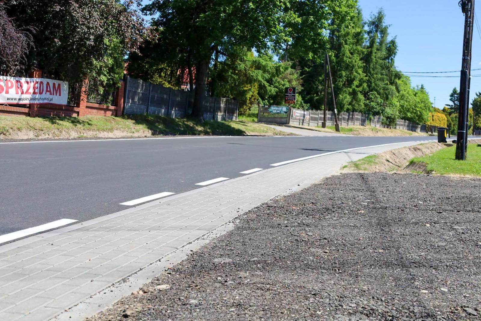 Zdjęcie w galerii na portalu naszraciborz.pl: Wyremontowane drogi w Raciborzu i Pogrzebieniu oficjalnie oddane do użytku wiadomości z regionu