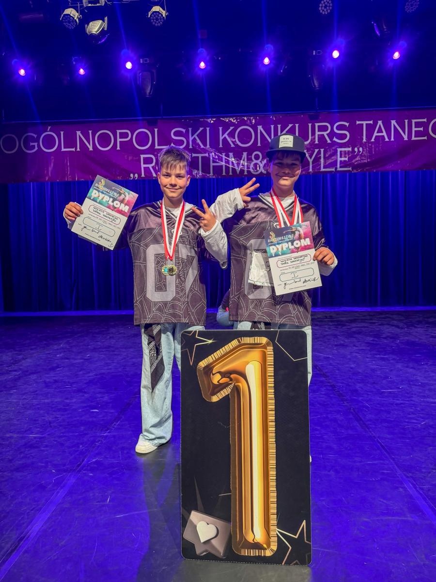 Zdjęcie w galerii na portalu naszraciborz.pl: Tancerze SKAZY z medalami na ogólnopolskich zawodach Rhythm & Style wiadomości z regionu