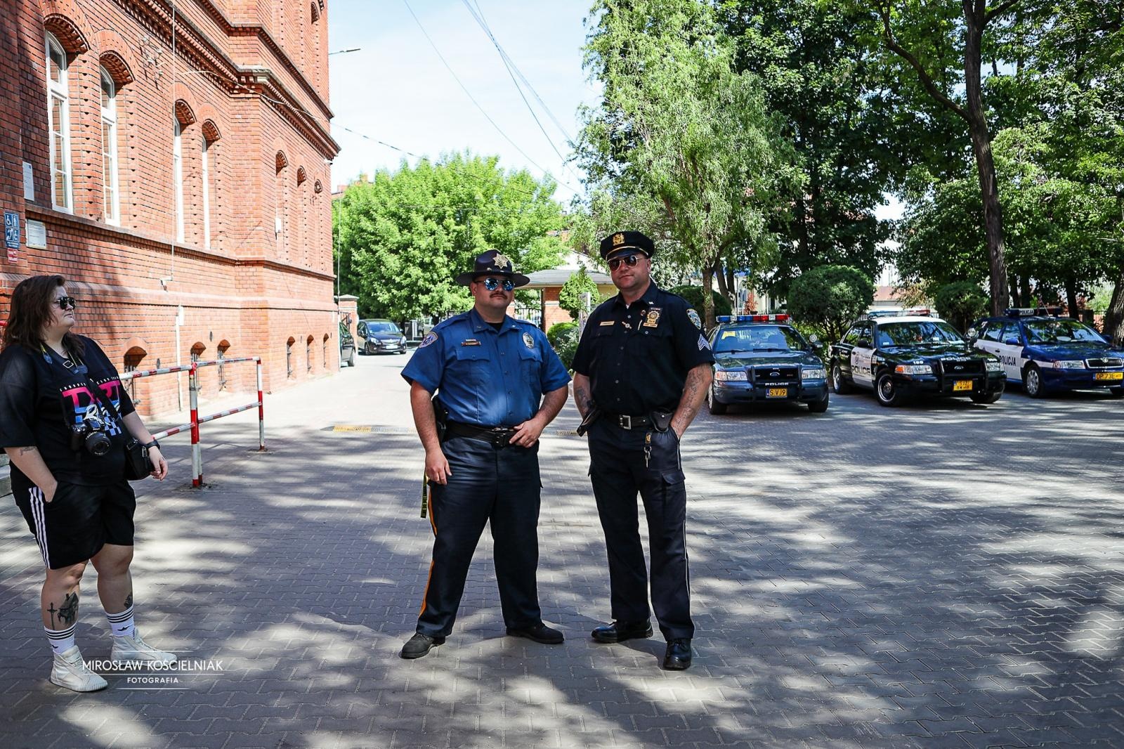Zdjęcie w galerii na portalu naszraciborz.pl: SOSWNiS: Dzień Dziecka z mundurem i hołdem dla weteranów w Raciborzu wiadomości z regionu