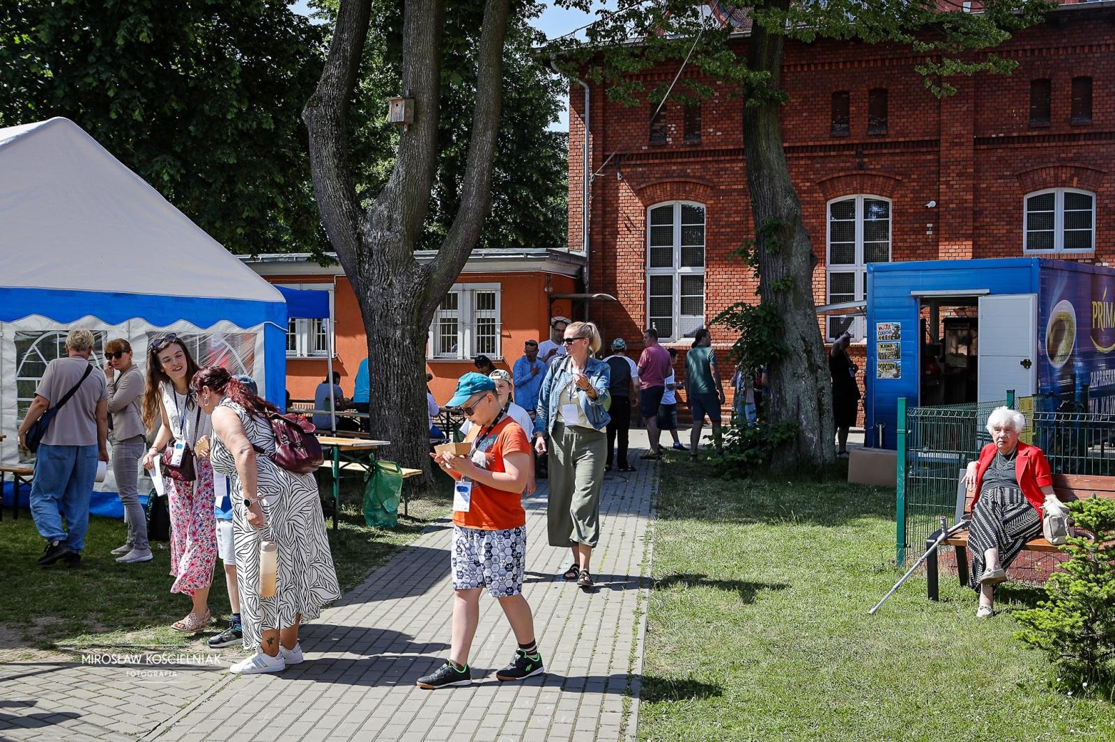 Zdjęcie w galerii na portalu naszraciborz.pl: SOSWNiS: Dzień Dziecka z mundurem i hołdem dla weteranów w Raciborzu wiadomości z regionu