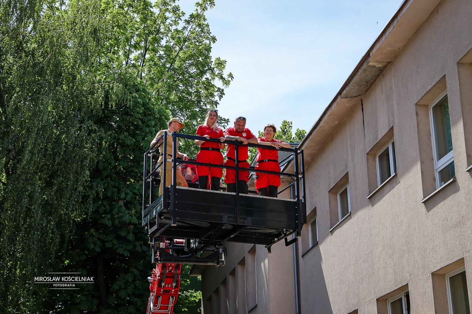 Zdjęcie w galerii na portalu naszraciborz.pl: SOSWNiS: Dzień Dziecka z mundurem i hołdem dla weteranów w Raciborzu wiadomości z regionu
