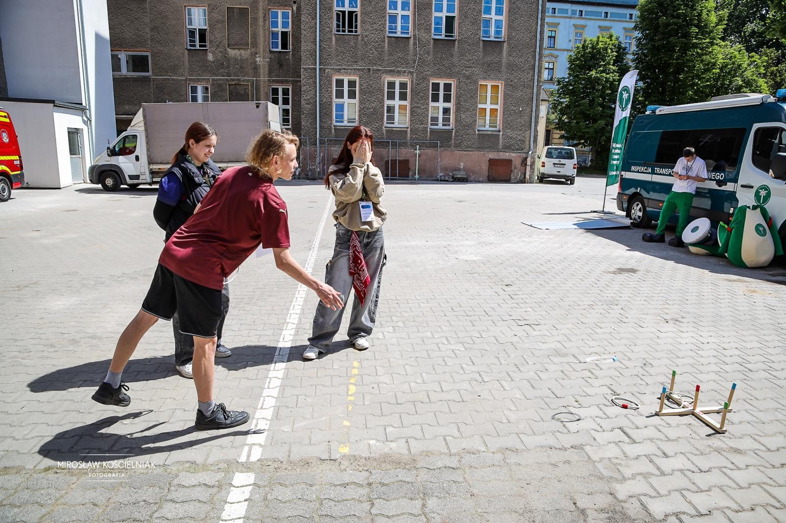 Zdjęcie w galerii na portalu naszraciborz.pl: SOSWNiS: Dzień Dziecka z mundurem i hołdem dla weteranów w Raciborzu wiadomości z regionu