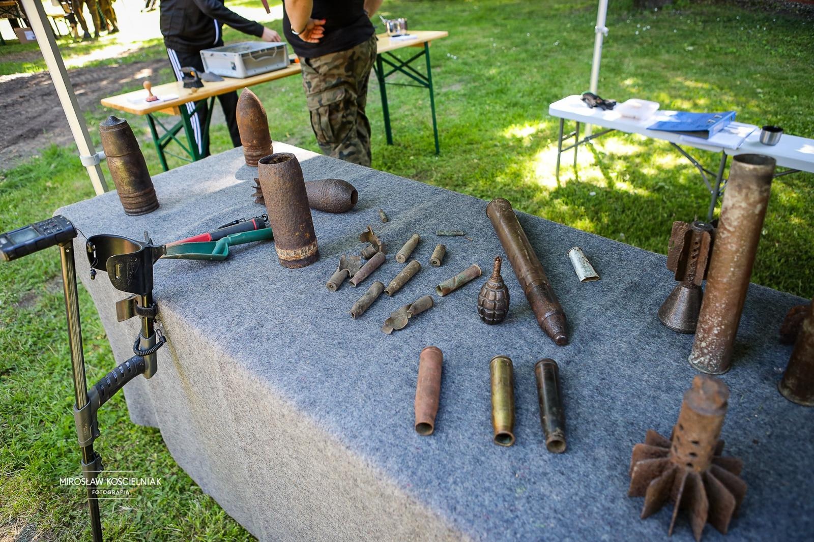Zdjęcie w galerii na portalu naszraciborz.pl: SOSWNiS: Dzień Dziecka z mundurem i hołdem dla weteranów w Raciborzu wiadomości z regionu