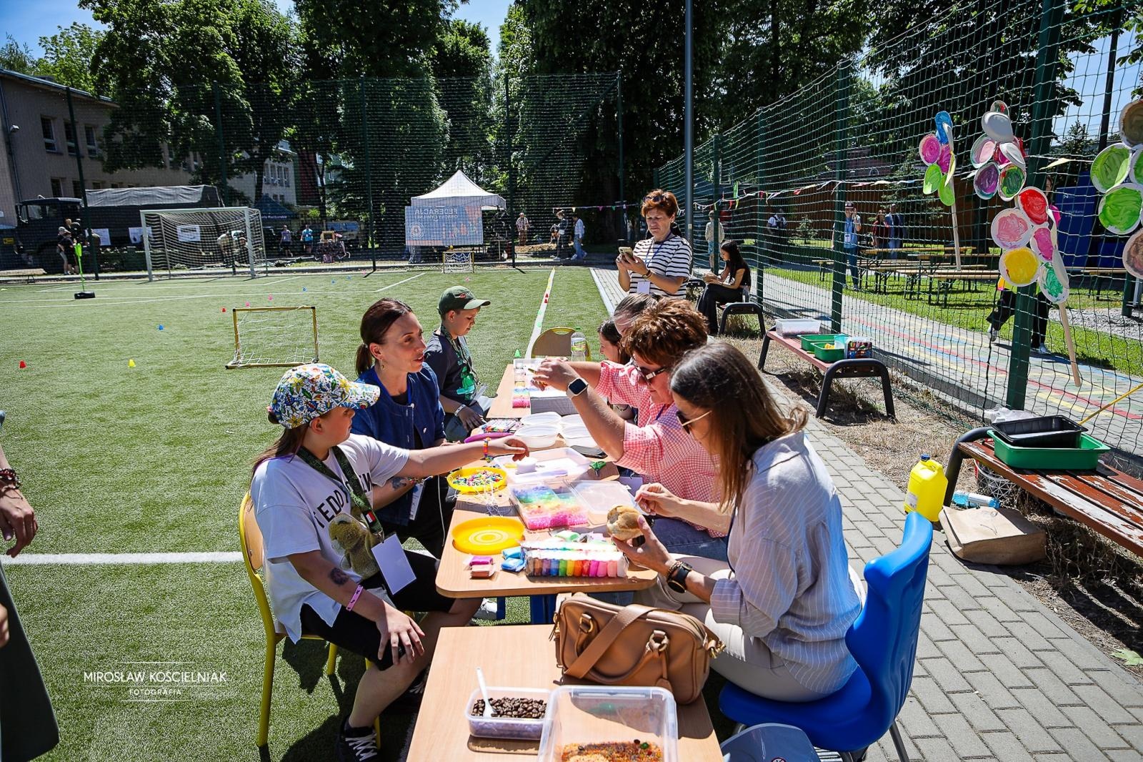 Zdjęcie w galerii na portalu naszraciborz.pl: SOSWNiS: Dzień Dziecka z mundurem i hołdem dla weteranów w Raciborzu wiadomości z regionu