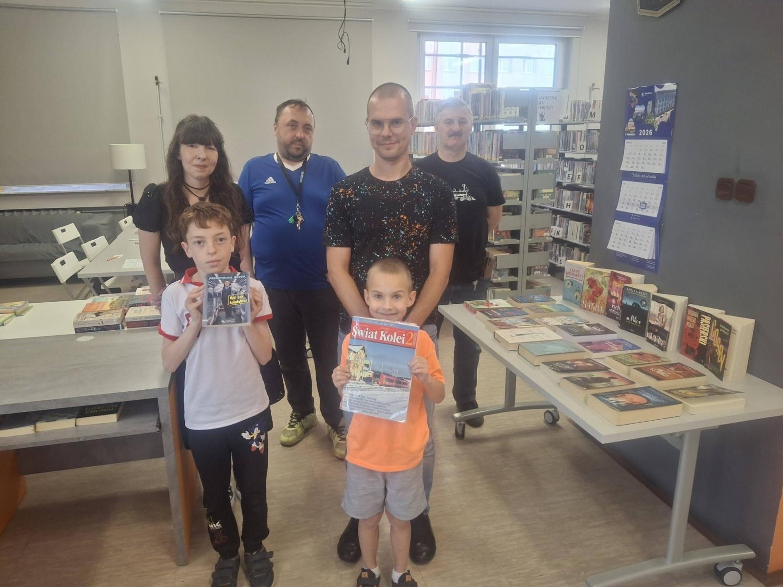 Zdjęcie w galerii na portalu naszraciborz.pl: Czerwiec w bibliotece? Najlepiej w klubie! wiadomości z regionu