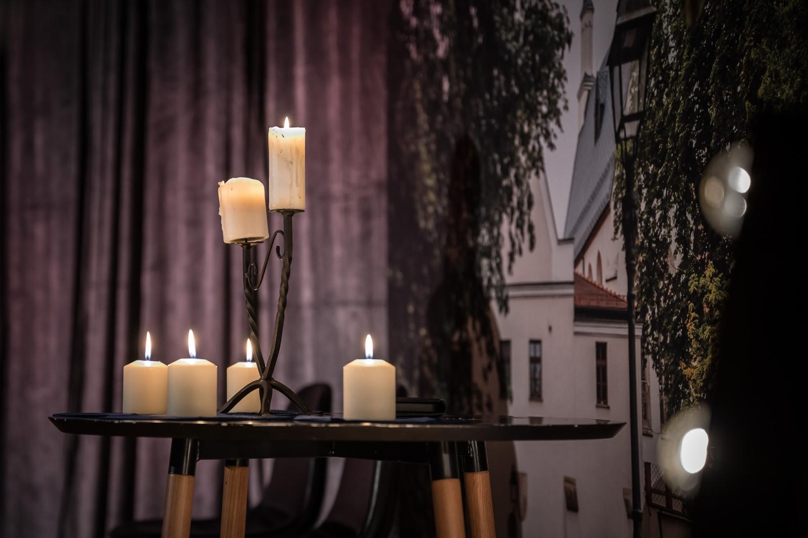 Zdjęcie w galerii na portalu naszraciborz.pl: Ballady rockowe i nocny spacer po dawnym Raciborzu na Zamku Piastowskim [FOTO i WIDEO] wiadomości z regionu